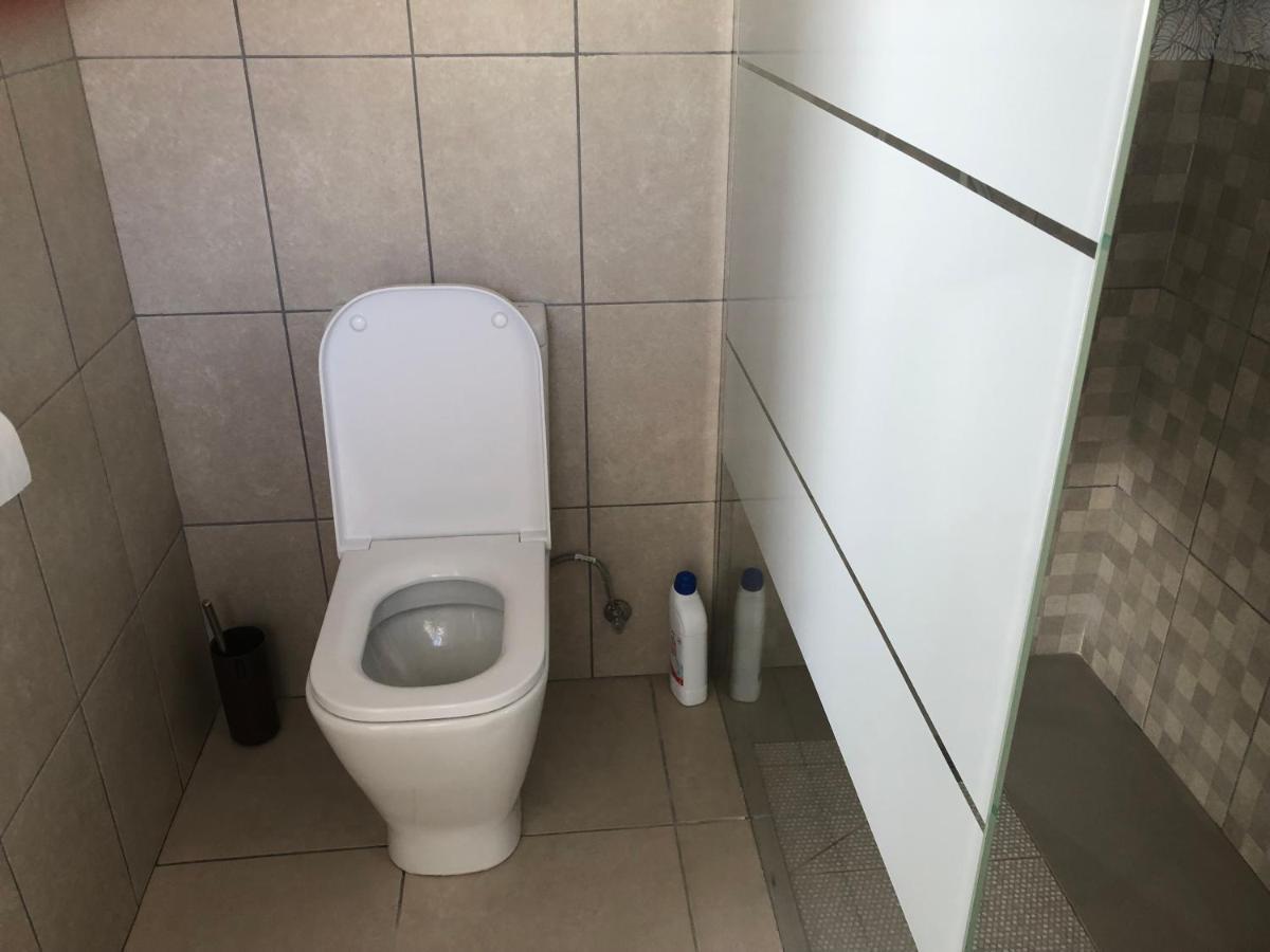 מוריירה Casita Mona - Attractive Studio Apartment 4Kms From The Beach מראה חיצוני תמונה
