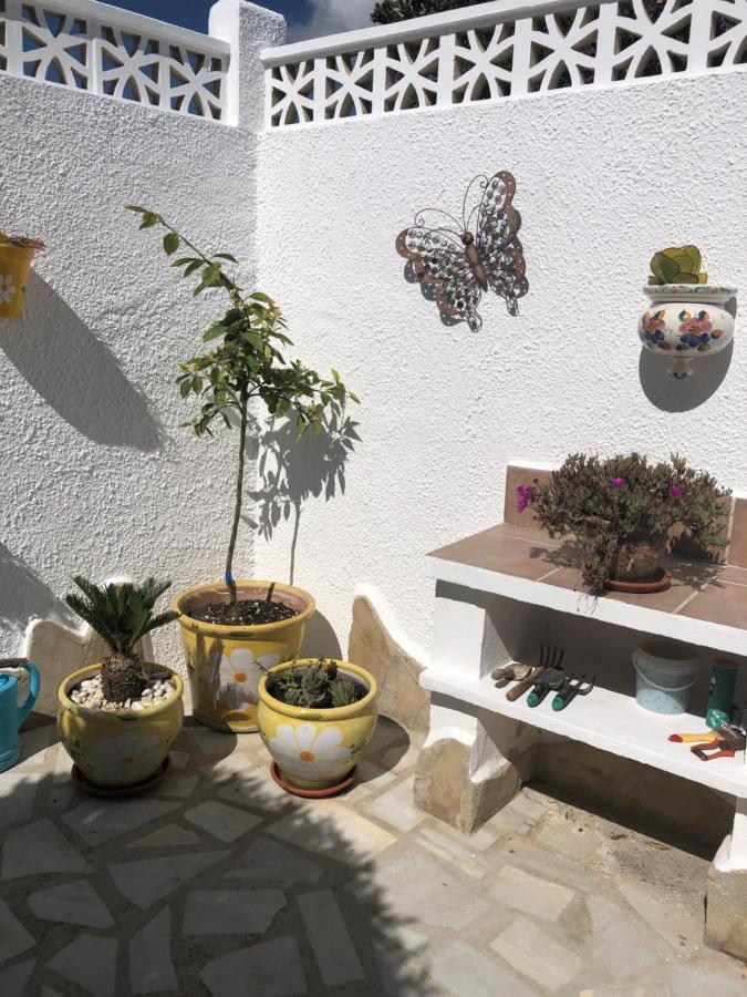מוריירה Casita Mona - Attractive Studio Apartment 4Kms From The Beach מראה חיצוני תמונה
